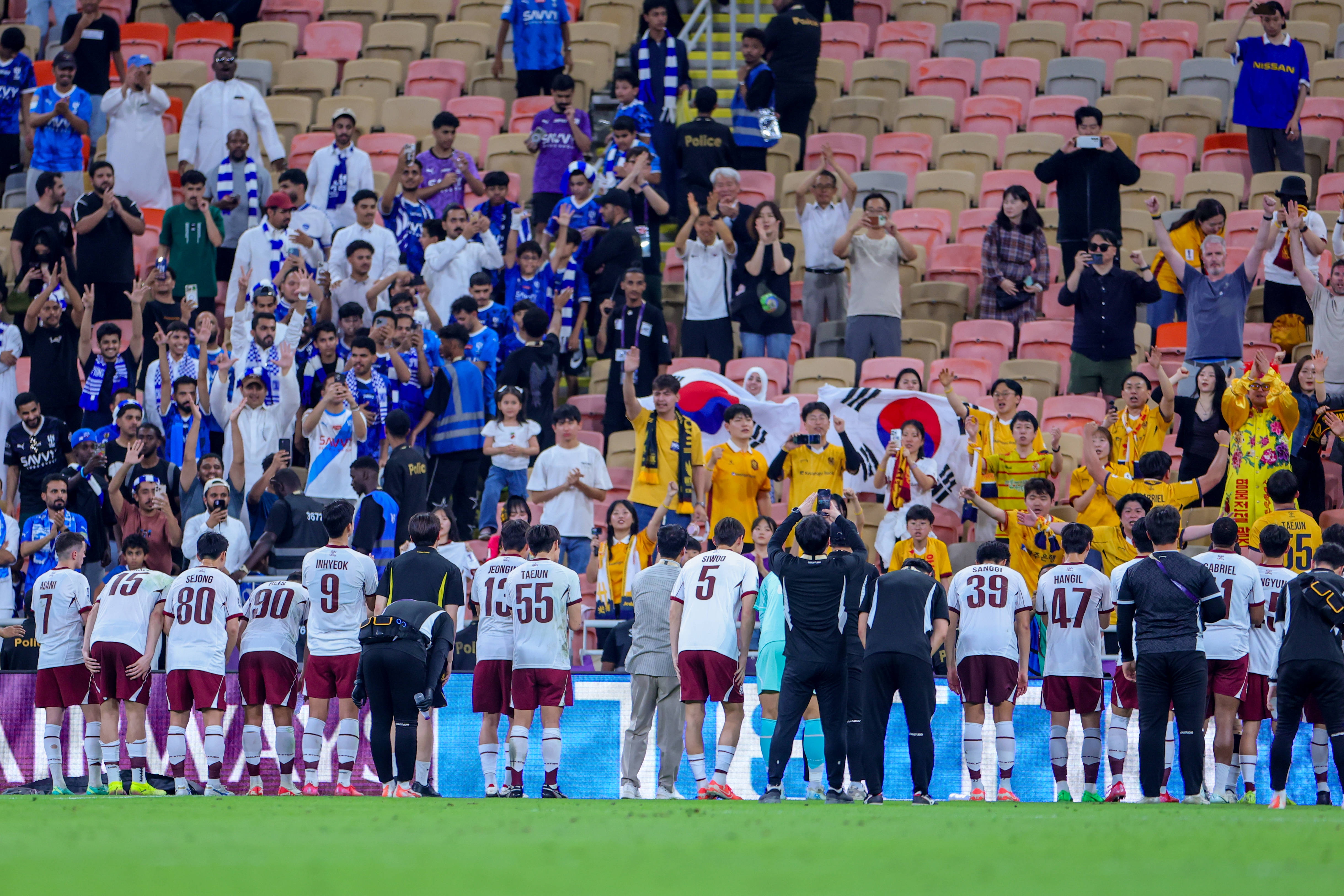 世界杯手机直播软件下载-1亿韩元=进职业？韩媒：光州FC被指控向青训球员家长索取高额费用